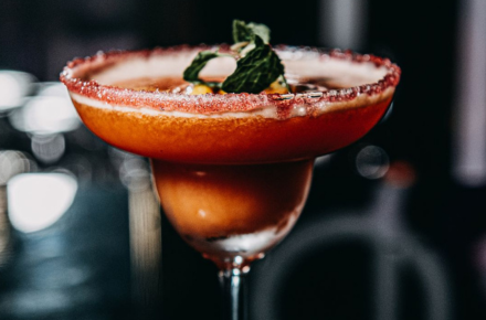 Spicy Margarita, ginger spritz or chili cider: spicy drinks are trending.