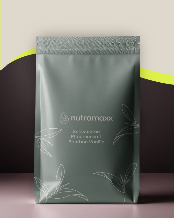 (Iced) Tea Drinking Means Forgetting the Noise of the World