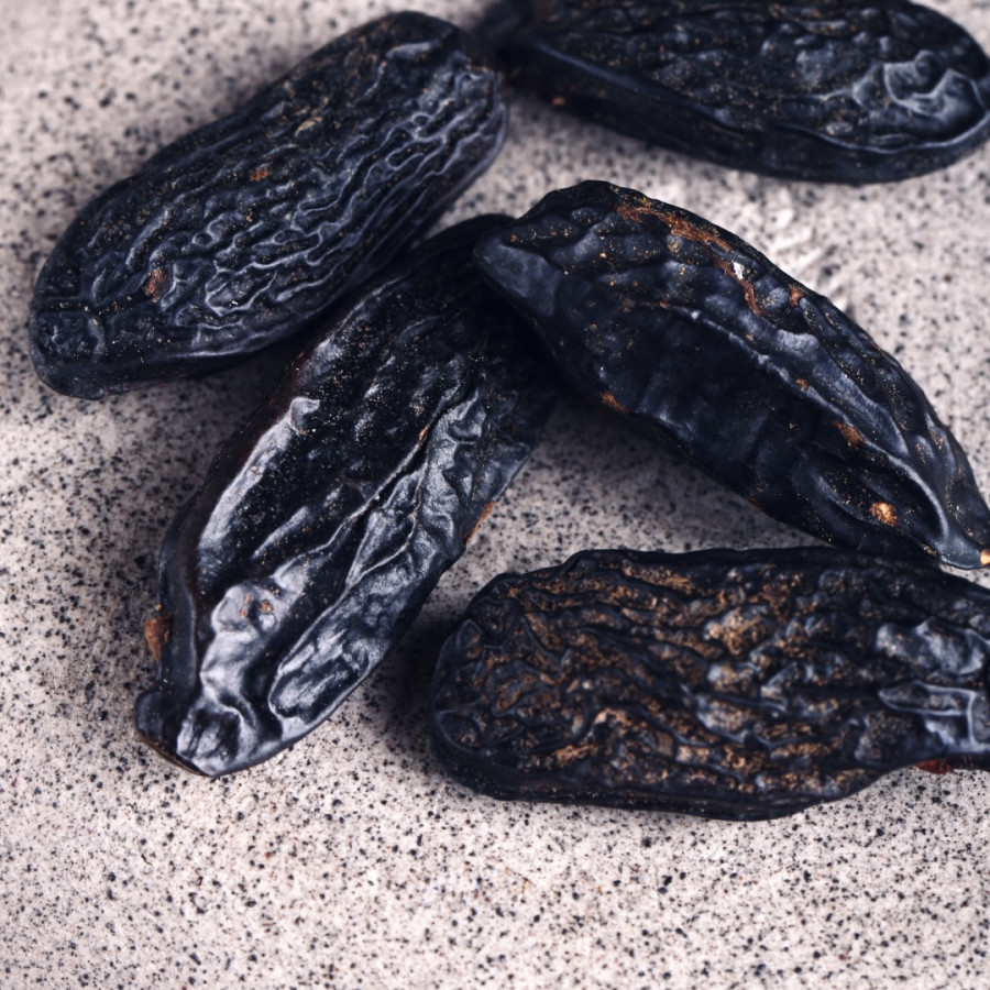 What does tonka taste like?